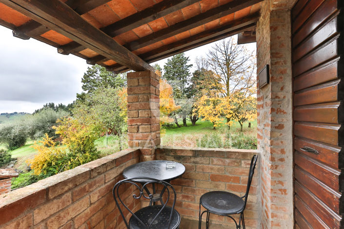 Image No.10-Maison de campagne de 20 chambres à vendre à Castiglione del Lago