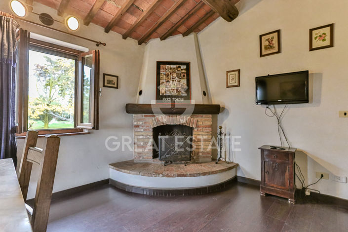 Image No.29-Maison de campagne de 20 chambres à vendre à Castiglione del Lago