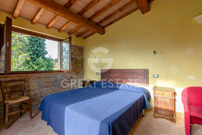 Image No.46-Maison de campagne de 20 chambres à vendre à Castiglione del Lago