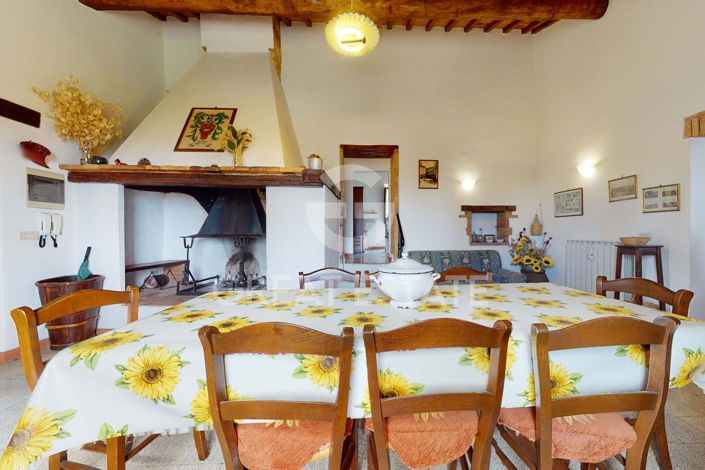 Image No.16-3 Bed Country House for sale