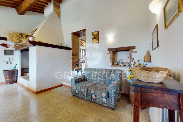 Image No.17-3 Bed Country House for sale