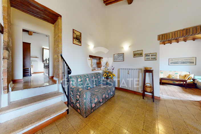 Image No.18-3 Bed Country House for sale