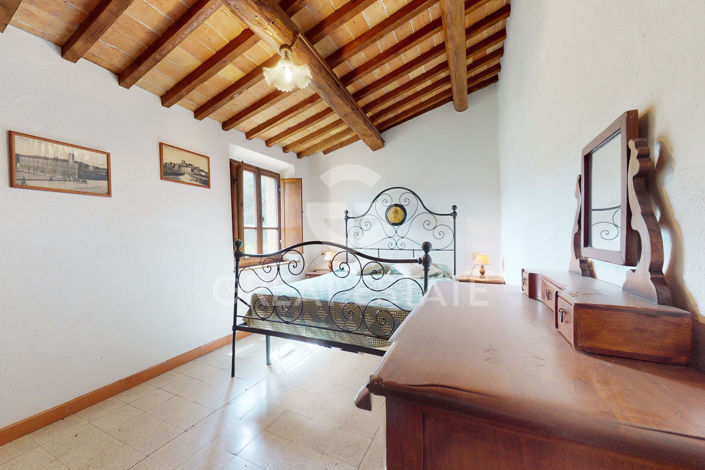 Image No.24-3 Bed Country House for sale