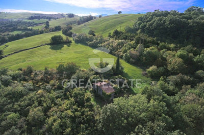 2 Bed Country House for sale