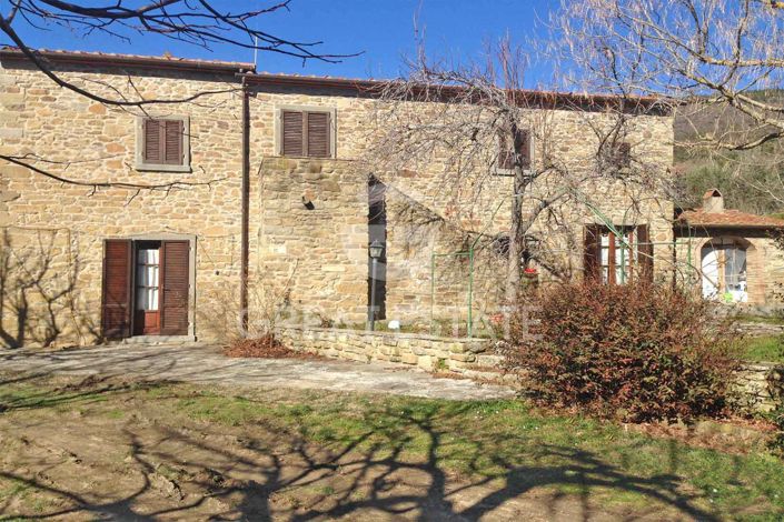 Image No.21-2 Bed Country House for sale