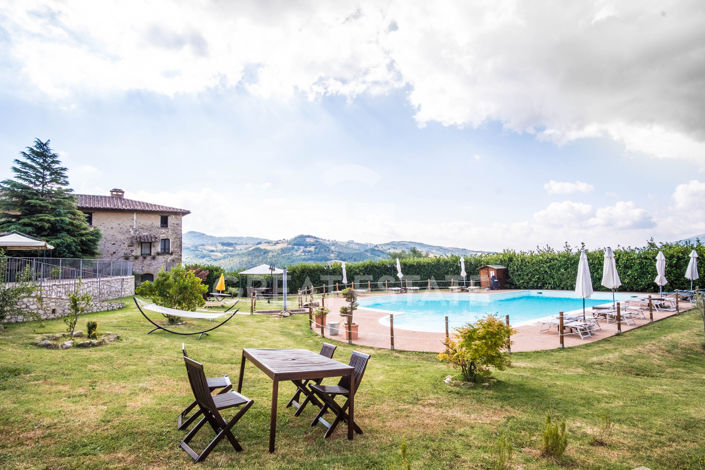 Image No.16-9 Bed Country House for sale