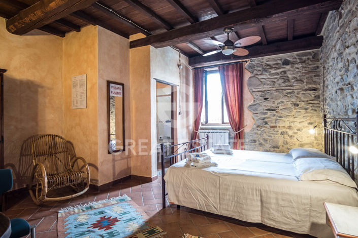 Image No.48-9 Bed Country House for sale