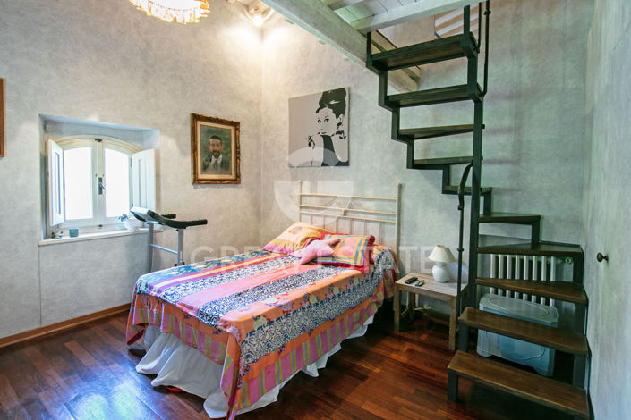 Image No.27-4 Bed Country House for sale