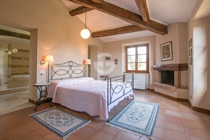 Image No.11-Maison de campagne de 10 chambres à vendre à Torrita di Siena