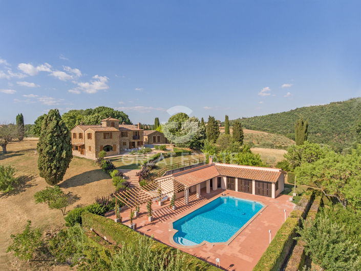 Image No.3-Maison de campagne de 10 chambres à vendre à Torrita di Siena