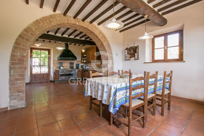 Image No.5-Maison de campagne de 10 chambres à vendre à Torrita di Siena