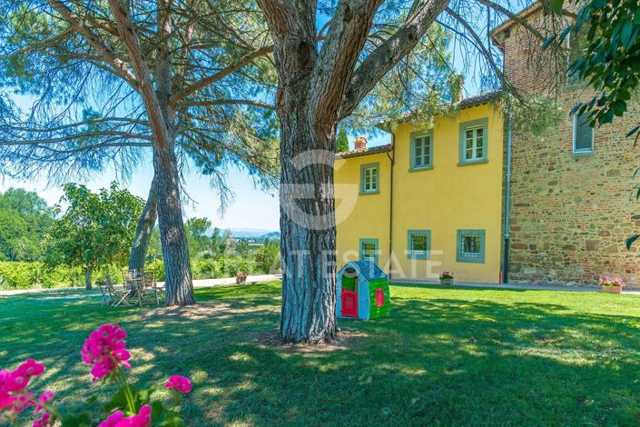 Image No.12-6 Bed Villa for sale