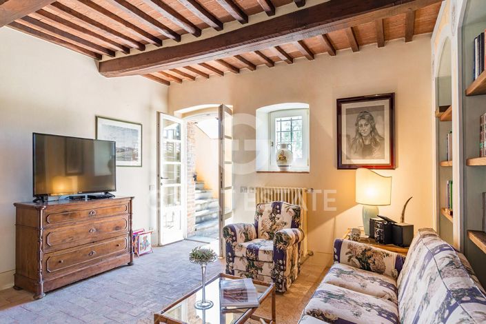 Image No.33-6 Bed Villa for sale