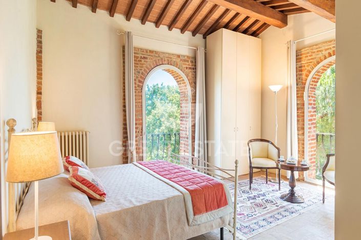 Image No.34-6 Bed Villa for sale