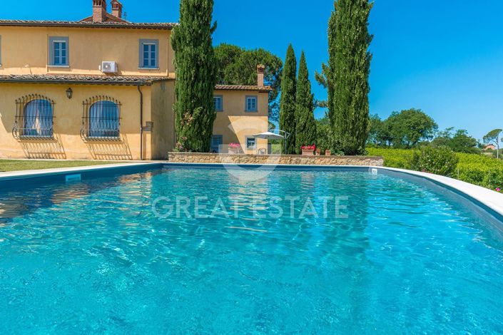 Image No.8-6 Bed Villa for sale