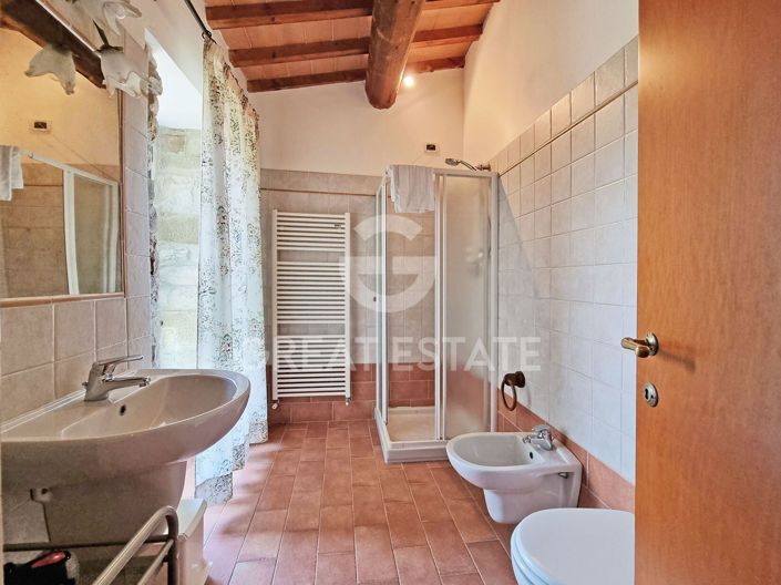 Image No.28-8 Bed Country House for sale