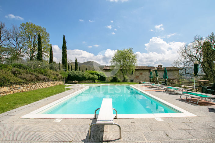 Image No.32-8 Bed Country House for sale