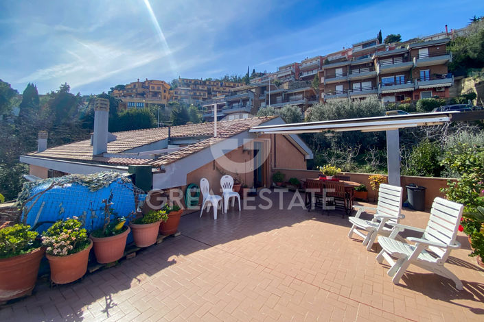 Image No.5-3 Bed Apartment for sale