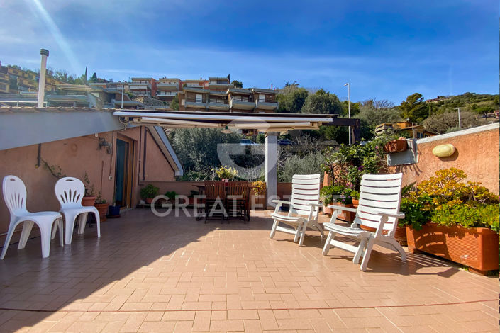 Image No.9-3 Bed Apartment for sale