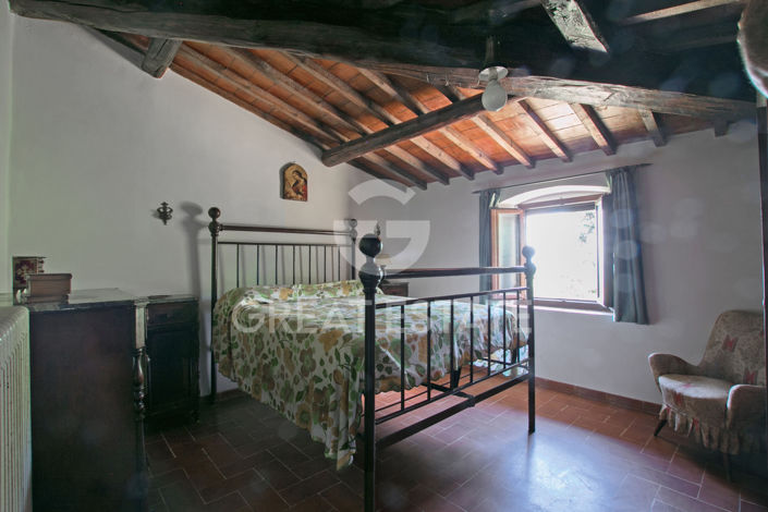 Image No.22-6 Bed Country House for sale