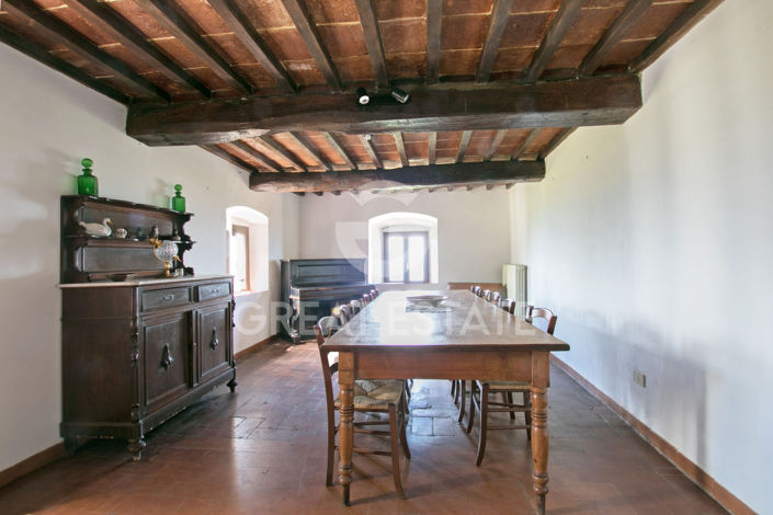 Image No.7-6 Bed Country House for sale