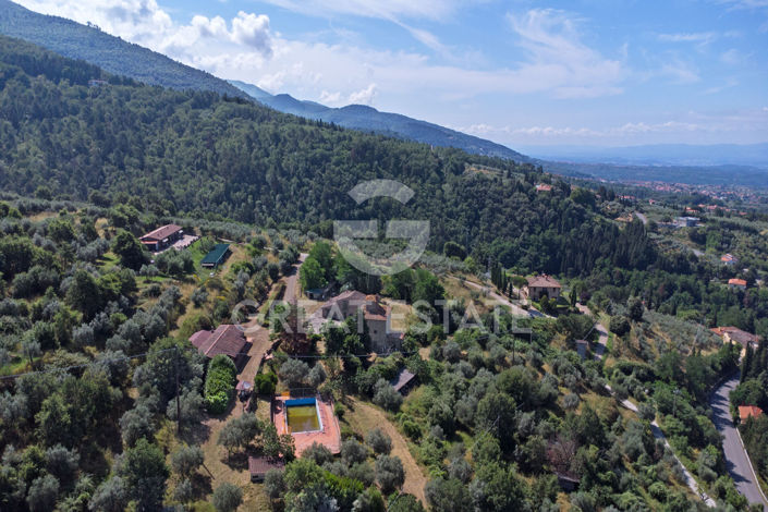 Image No.8-6 Bed Country House for sale