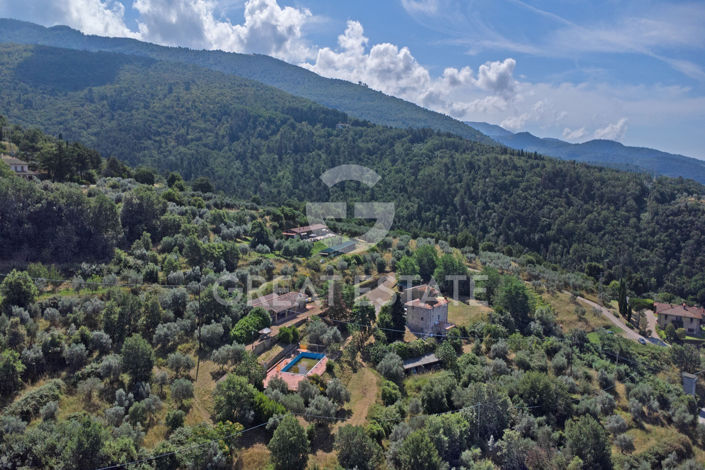 Image No.9-6 Bed Country House for sale