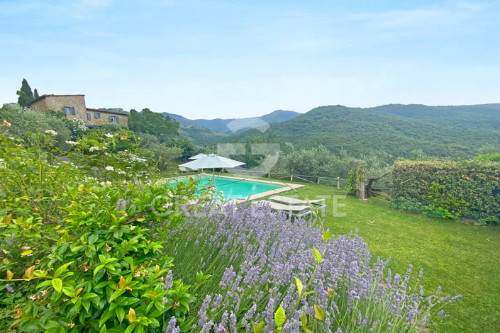 Image No.11-Maison de campagne de 6 chambres à vendre à Loro Ciuffenna