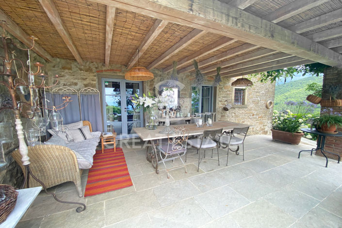 Image No.23-Maison de campagne de 6 chambres à vendre à Loro Ciuffenna