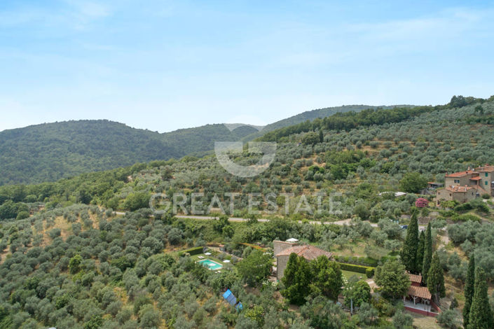 Image No.9-Maison de campagne de 6 chambres à vendre à Loro Ciuffenna