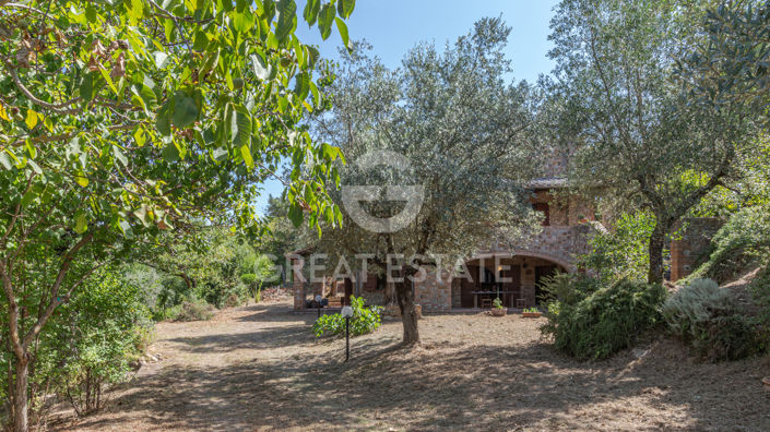 Image No.10-Maison de campagne de 5 chambres à vendre à Citta della Pieve