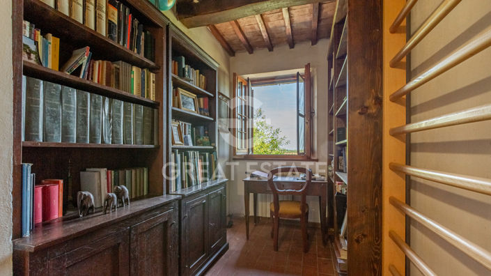 Image No.27-Maison de campagne de 5 chambres à vendre à Citta della Pieve