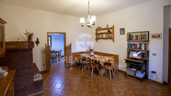 Image No.16-7 Bed Country House for sale