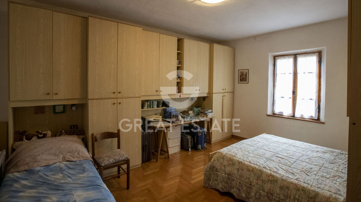 Image No.21-7 Bed Country House for sale