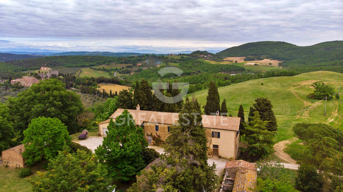 Image No.3-7 Bed Country House for sale