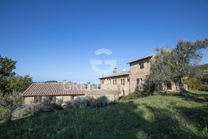 Image No.12-7 Bed Country House for sale