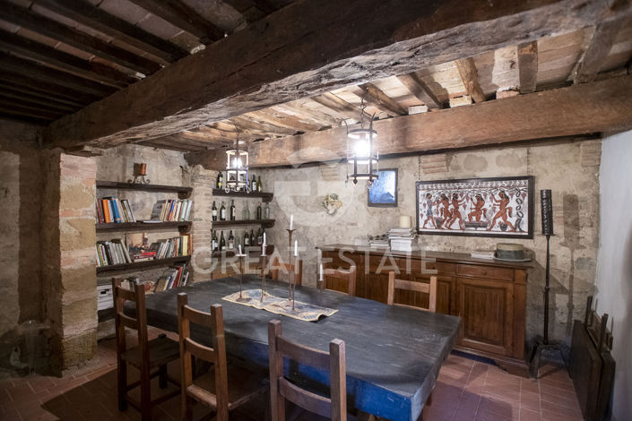 Image No.23-7 Bed Country House for sale