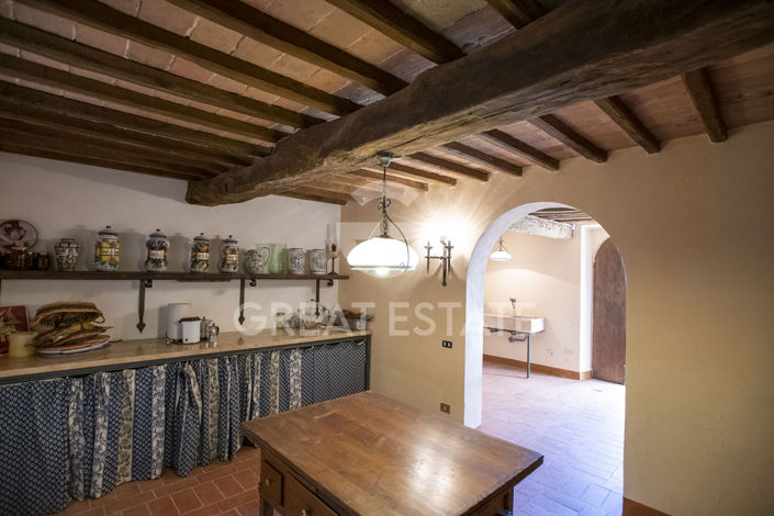 Image No.24-7 Bed Country House for sale