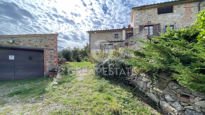 Image No.16-3 Bed Country House for sale