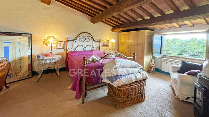 Image No.30-3 Bed Country House for sale