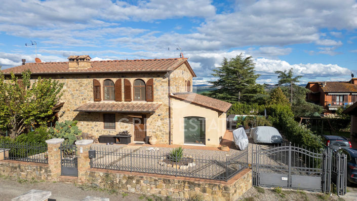 Image No.13-Villa de 2 chambres à vendre à Buonconvento