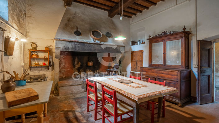 Image No.18-Maison de campagne de 11 chambres à vendre à Pontassieve