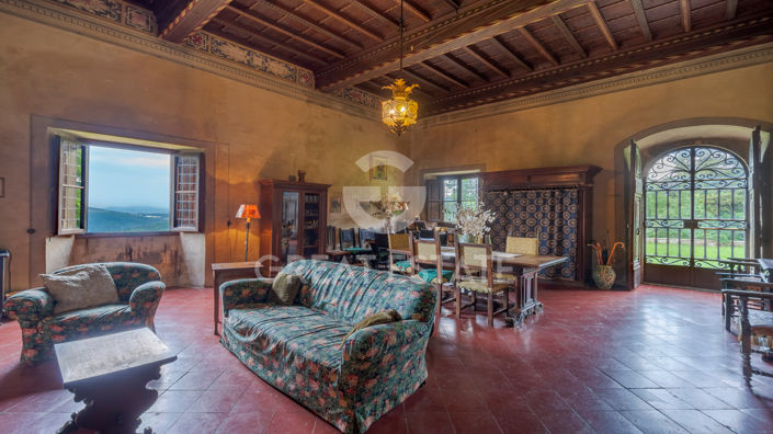 Image No.20-Maison de campagne de 11 chambres à vendre à Pontassieve