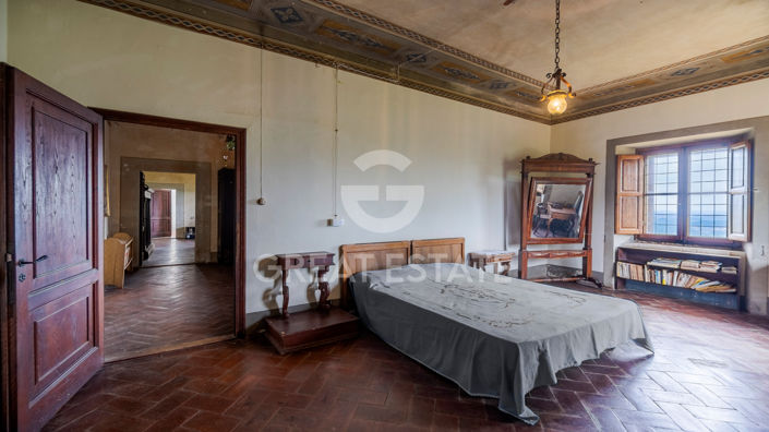 Image No.22-Maison de campagne de 11 chambres à vendre à Pontassieve