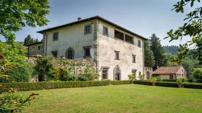 Image No.5-11 Bed Country House for sale