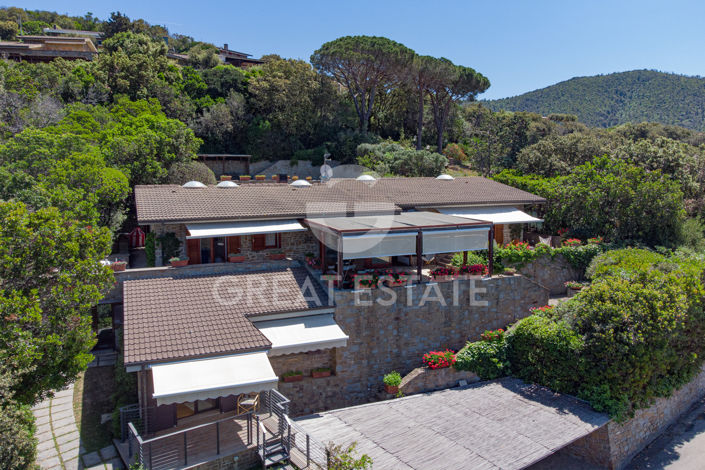 Image No.3-4 Bed Villa for sale