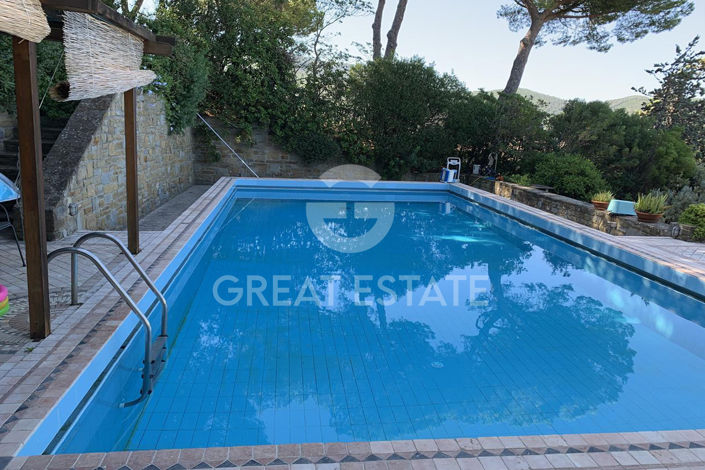 Image No.33-4 Bed Villa for sale