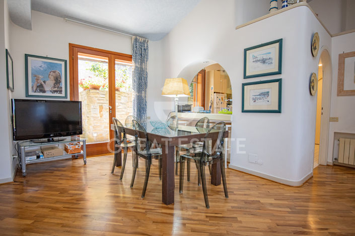 Image No.5-4 Bed Villa for sale