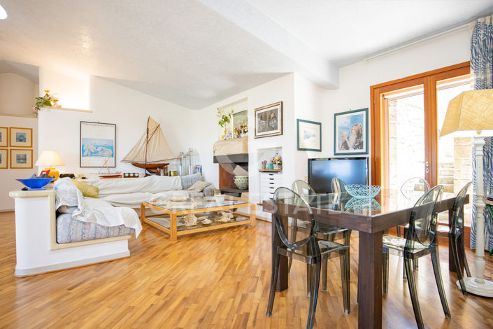 Image No.6-4 Bed Villa for sale