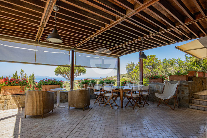 Image No.9-4 Bed Villa for sale